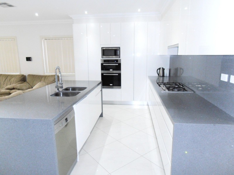 16 Alcoomie Street, Villawood NSW 2163