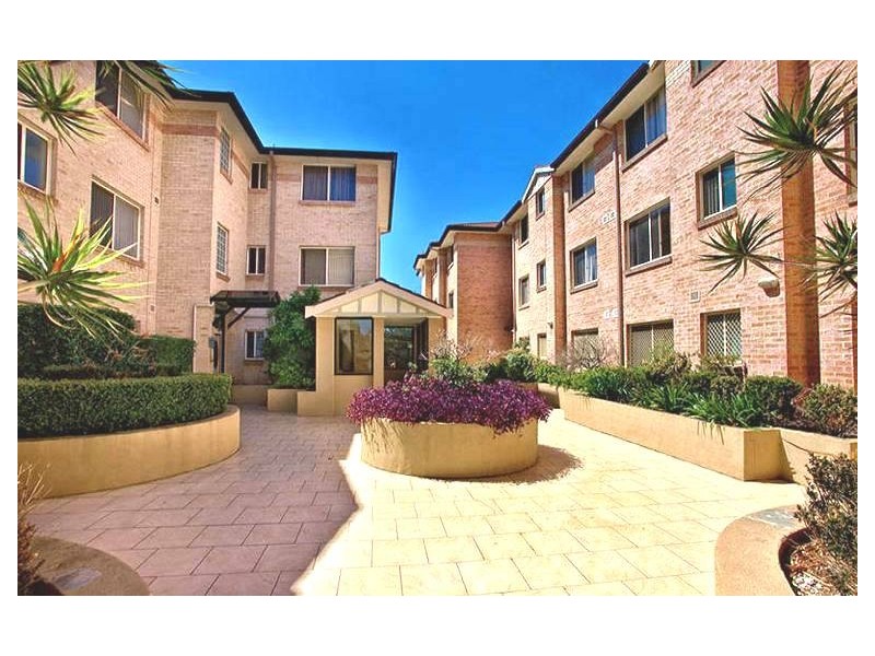 33/21-27 AMY STREET, Regents Park NSW 2143