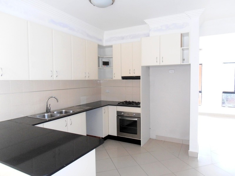 5/335-339 Blaxcell Street, Granville NSW 2142