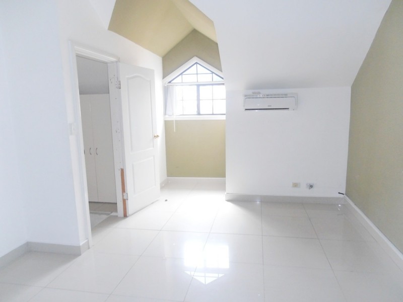 5/335-339 Blaxcell Street, Granville NSW 2142