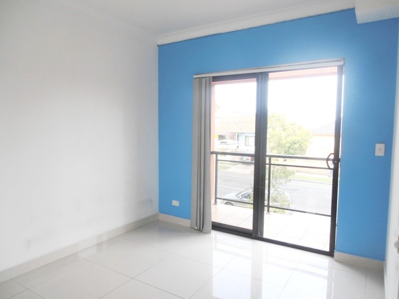 5/335-339 Blaxcell Street, Granville NSW 2142