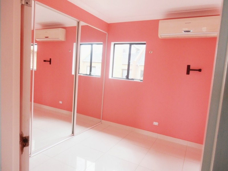 5/335-339 Blaxcell Street, Granville NSW 2142