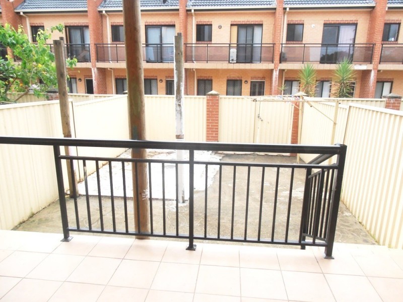 5/335-339 Blaxcell Street, Granville NSW 2142