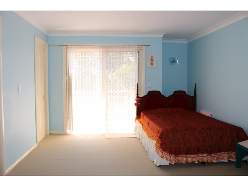 5 COLLINS CRESCENT, Yagoona NSW 2199