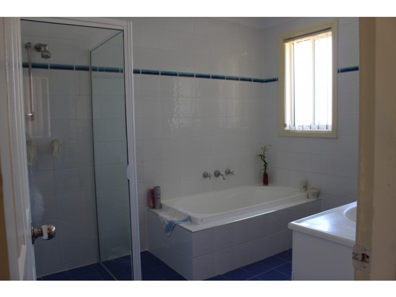 5 COLLINS CRESCENT, Yagoona NSW 2199