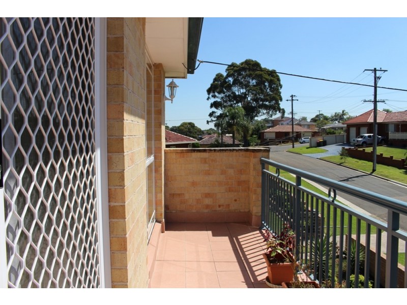 5 COLLINS CRESCENT, Yagoona NSW 2199