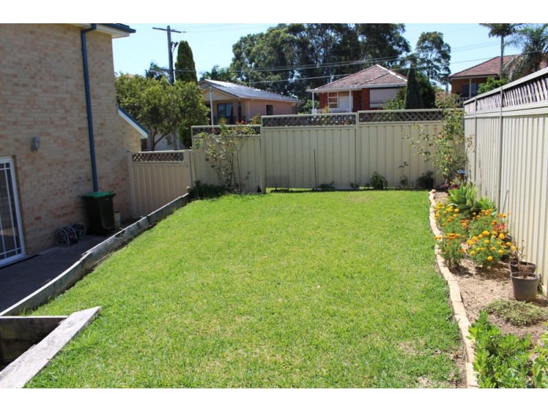 5 COLLINS CRESCENT, Yagoona NSW 2199