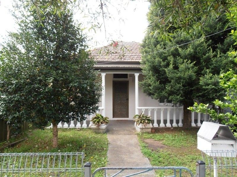 5 HALL STREET, Auburn NSW 2144