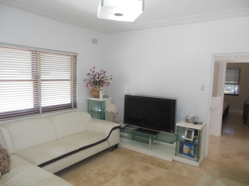 10 LUMEAH STREET, Merrylands NSW 2160