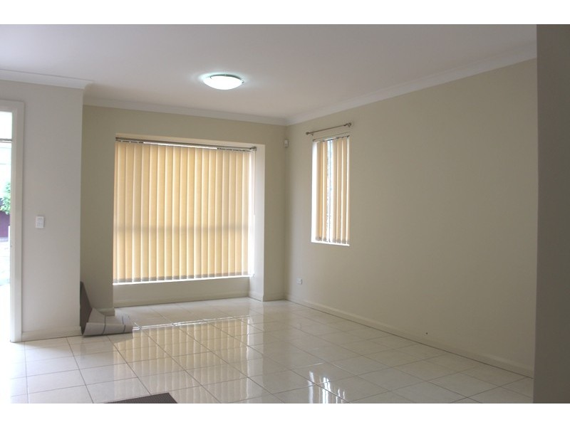 4/27 HARGRAVE ROAD, Auburn NSW 2144