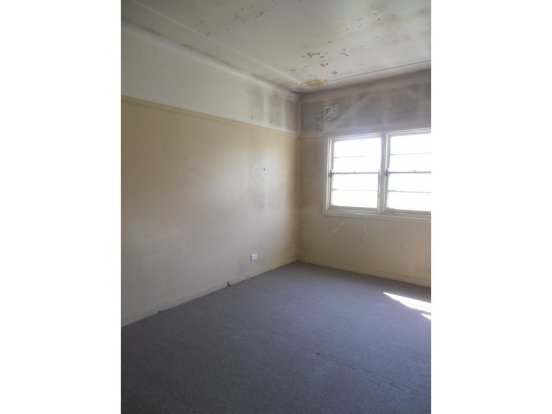 4 KENELDA AVE, Guildford NSW 2161