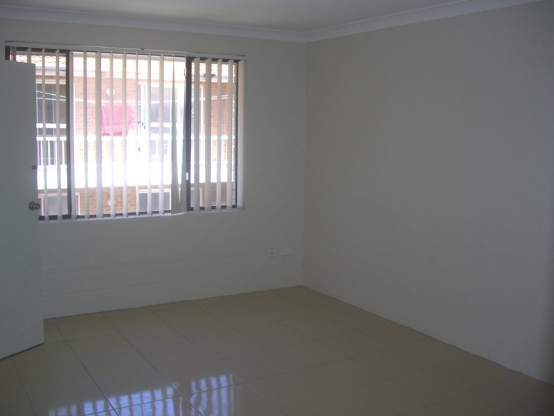 6/71 MAcqurie, Auburn NSW 2144