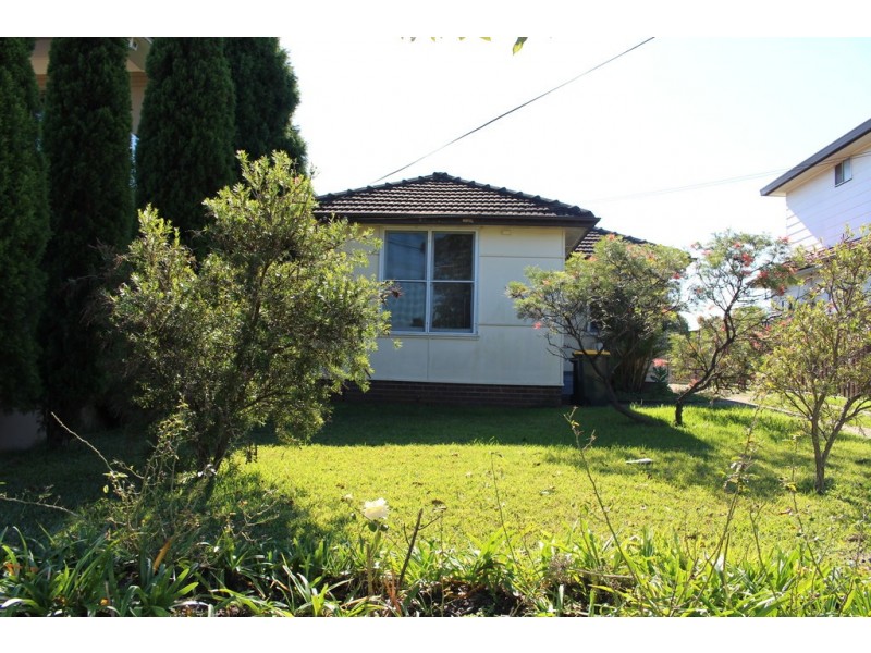 7 BERRY STREET, Regents Park NSW 2143