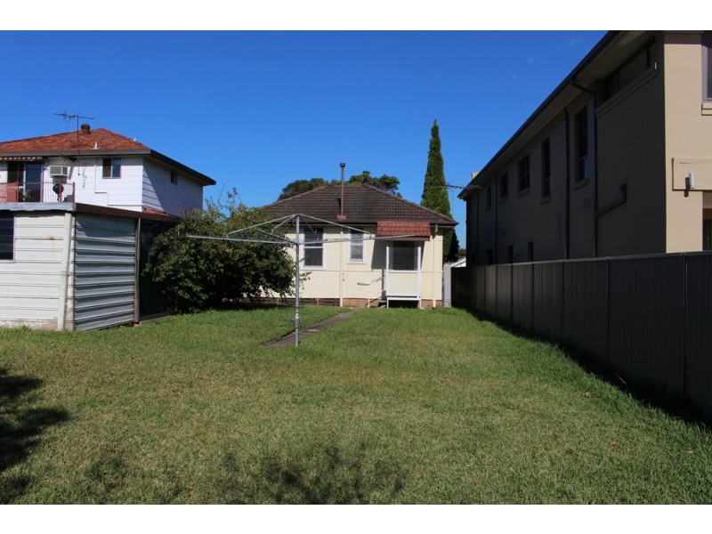 7 BERRY STREET, Regents Park NSW 2143