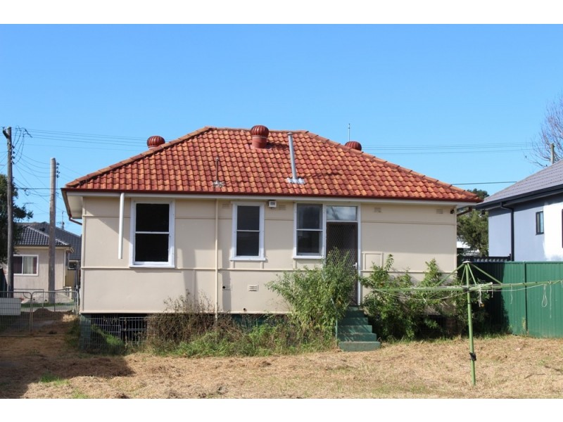 26 strickland road, Guildford NSW 2161