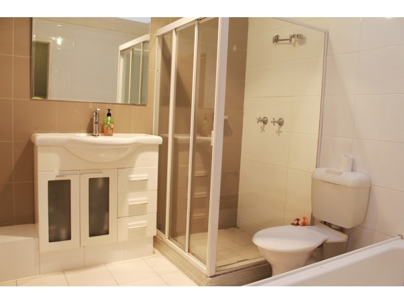 15/124 GURNEY ROAD, Chester Hill NSW 2162