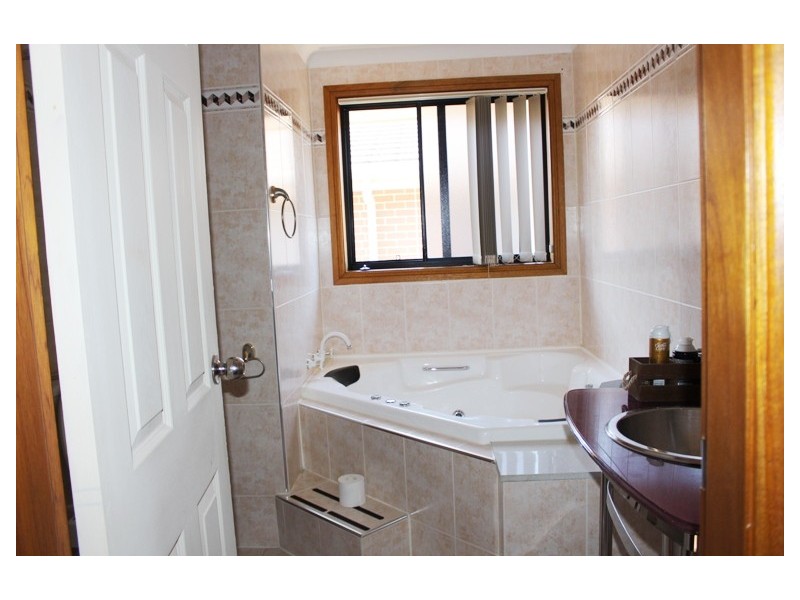 4 MCDONALD AVENUE, Auburn NSW 2144