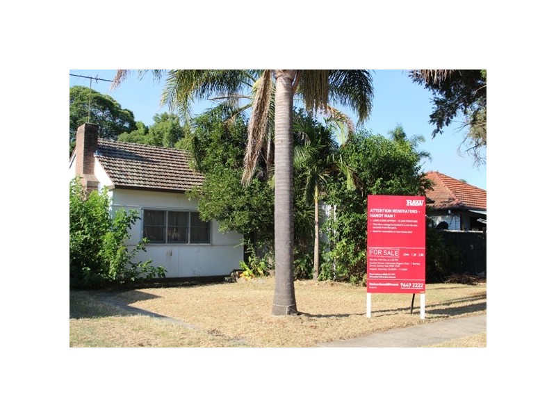 11 MONS STREET, Granville NSW 2142