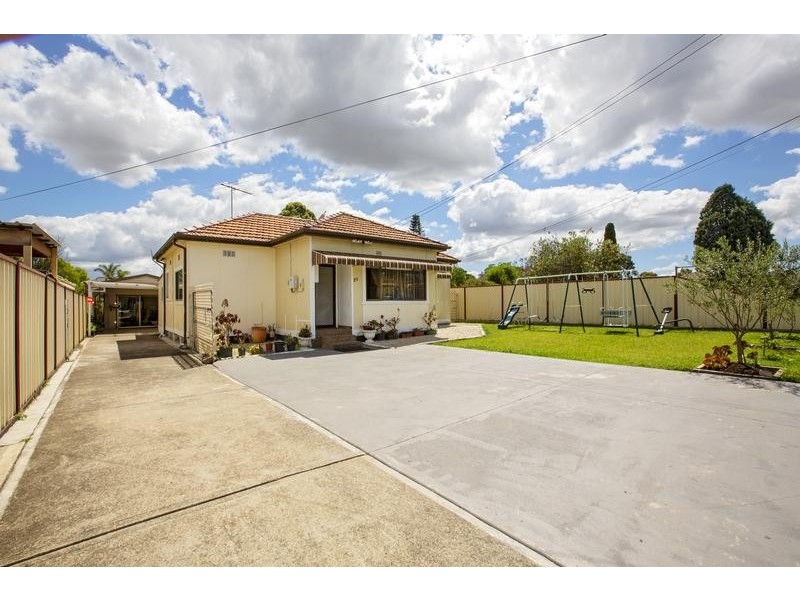 25 NAMUR STREET, Granville NSW 2142