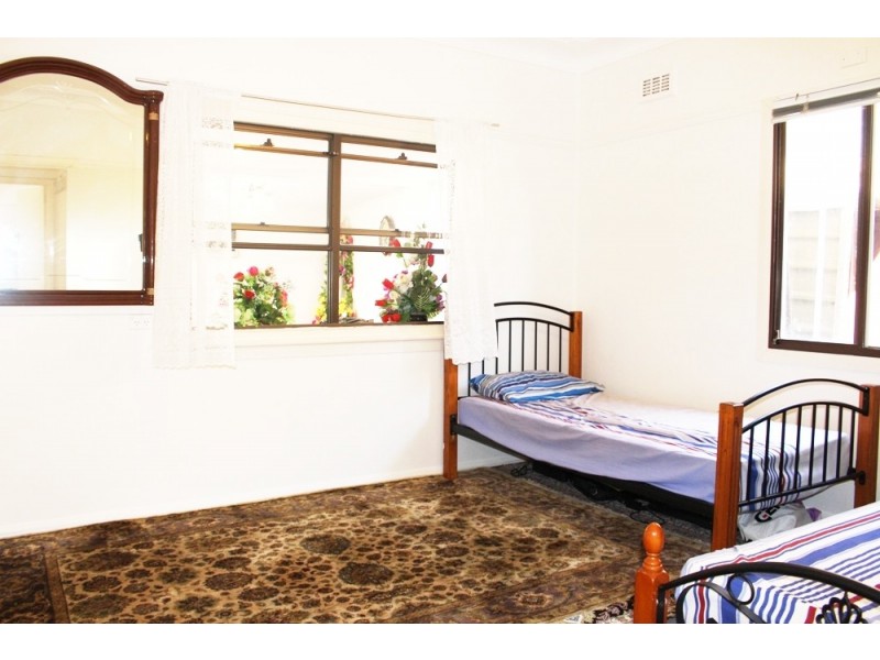 38 Farnell Street, Merrylands NSW 2160