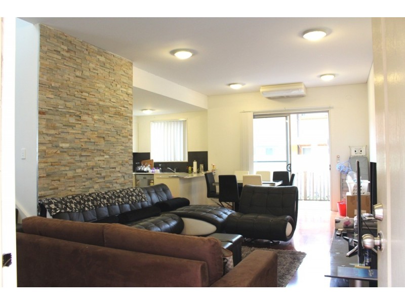 16/17-21 KIRKHAM ROAD, Auburn NSW 2144