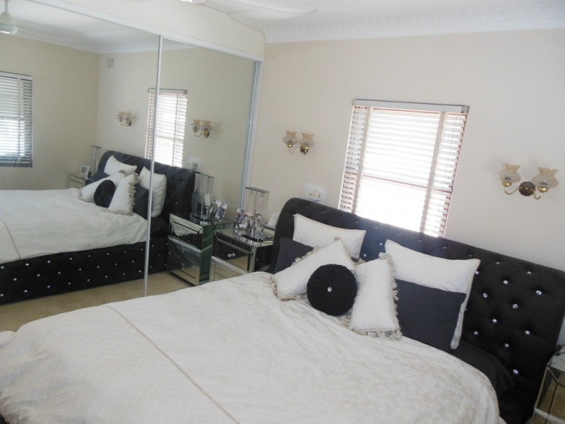 10 LUMEAH ST, Merrylands NSW 2160