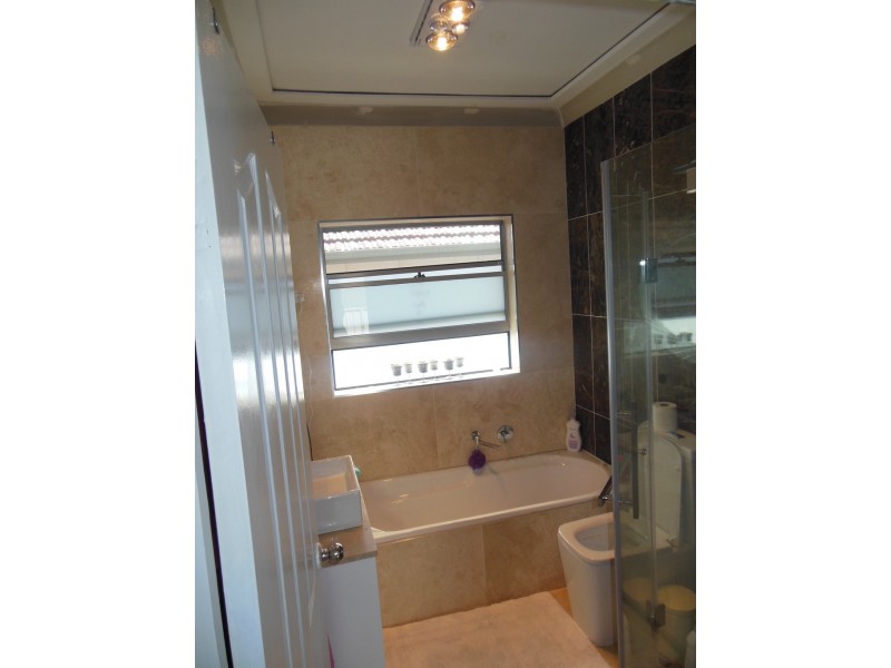 10 LUMEAH ST, Merrylands NSW 2160