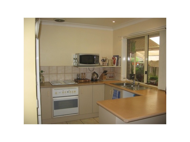 1 Peri Close, Woodcroft NSW 2767