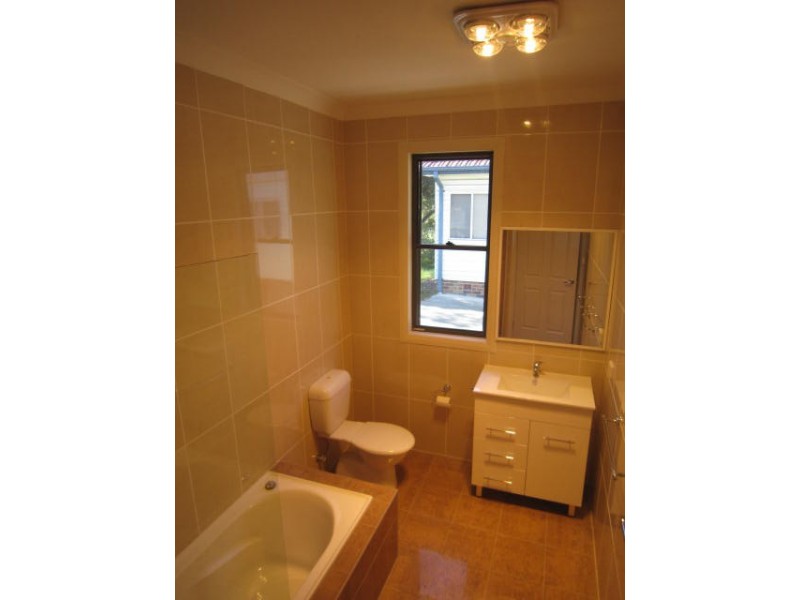 16 Omaroo Avenue, Doonside NSW 2767