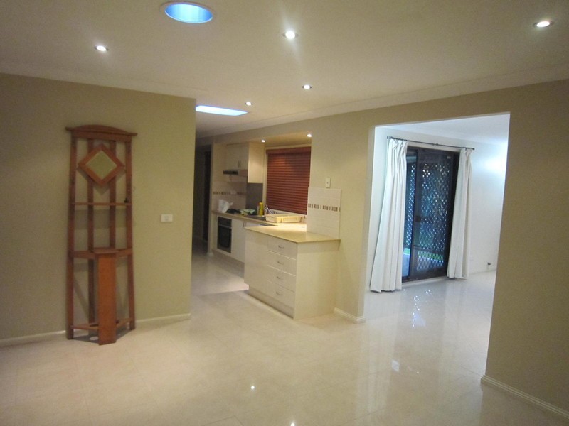 2 Carpenter Place, Minchinbury NSW 2770