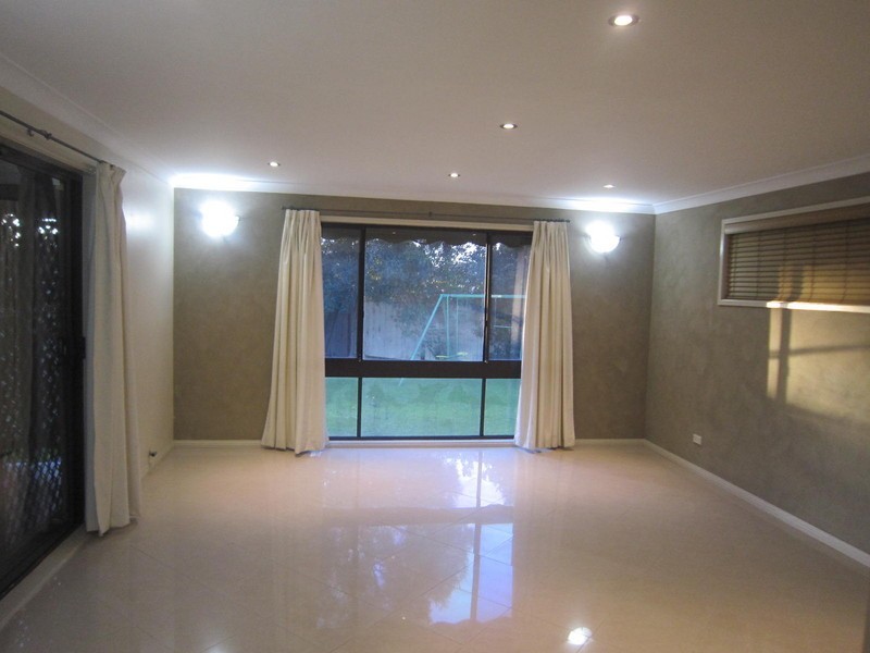 2 Carpenter Place, Minchinbury NSW 2770