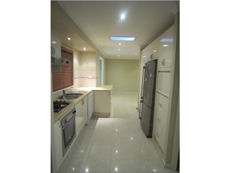 2 Carpenter Place, Minchinbury NSW 2770