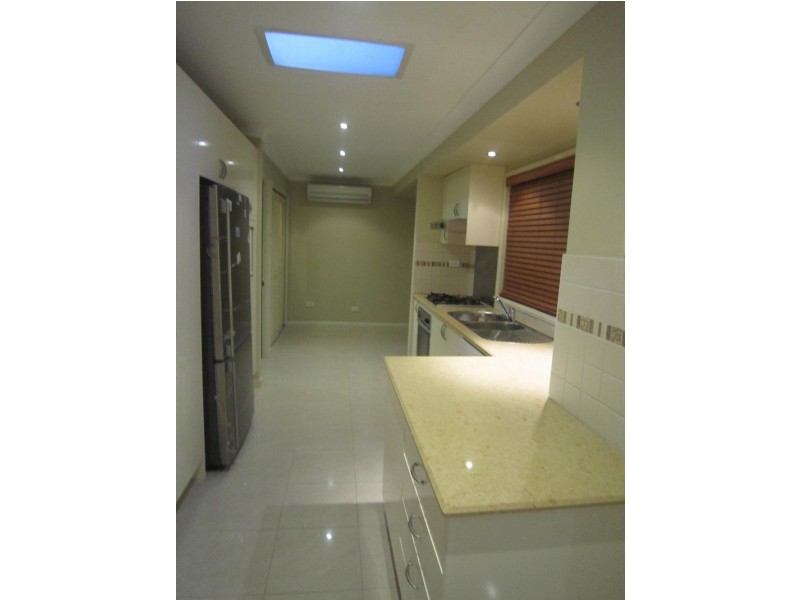 2 Carpenter Place, Minchinbury NSW 2770