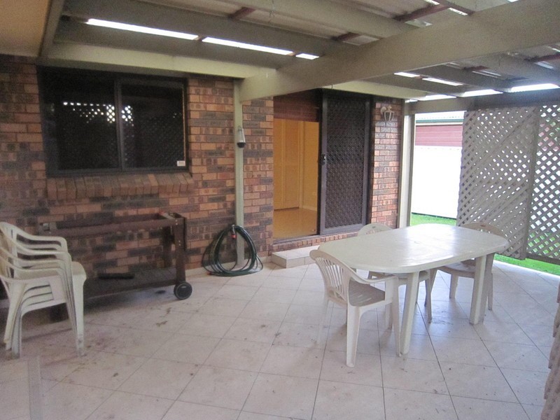 2 Carpenter Place, Minchinbury NSW 2770