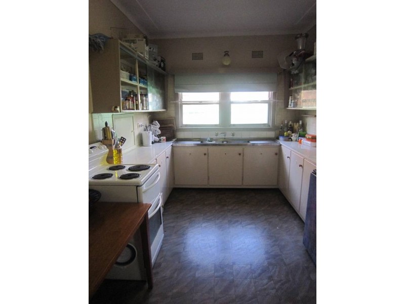 80  Lucas Road, Seven Hills NSW 2147