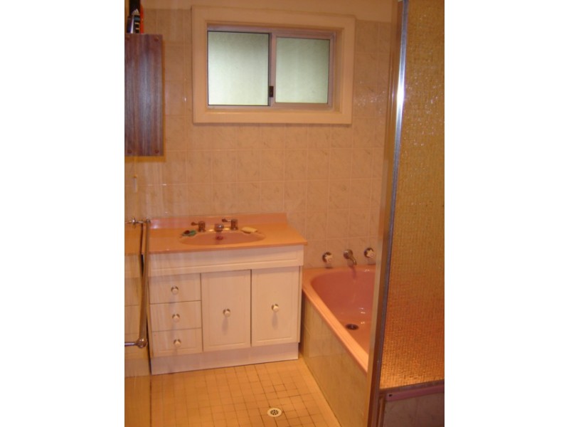 6 Bowral Street, Blacktown NSW 2148