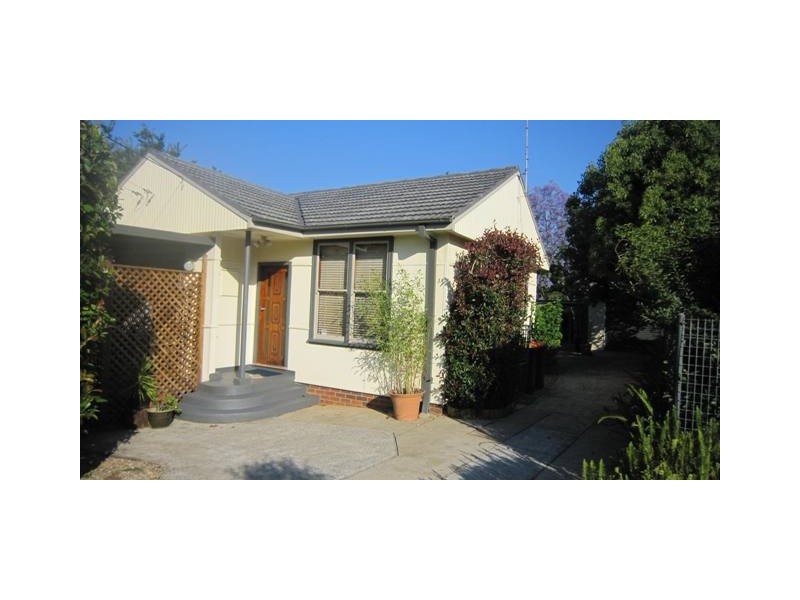 6 MacDonald Avenue, Lalor Park NSW 2147