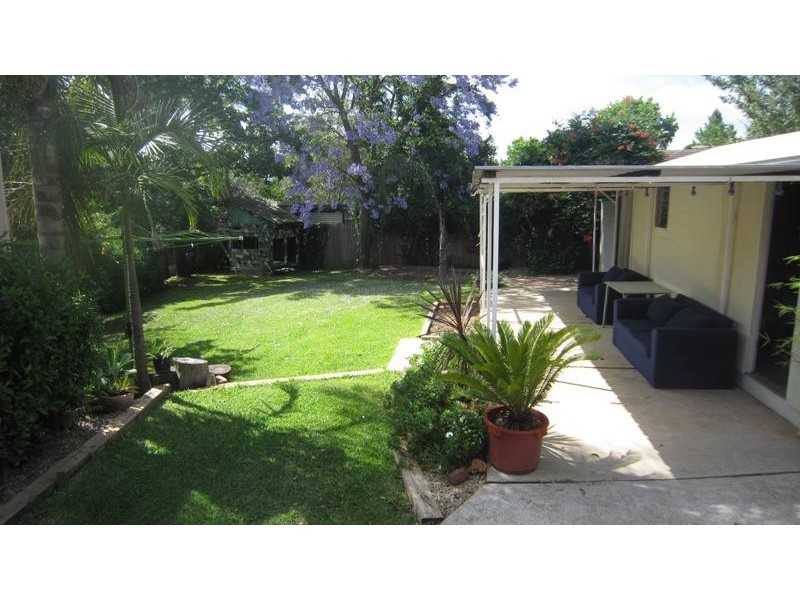 6 MacDonald Avenue, Lalor Park NSW 2147