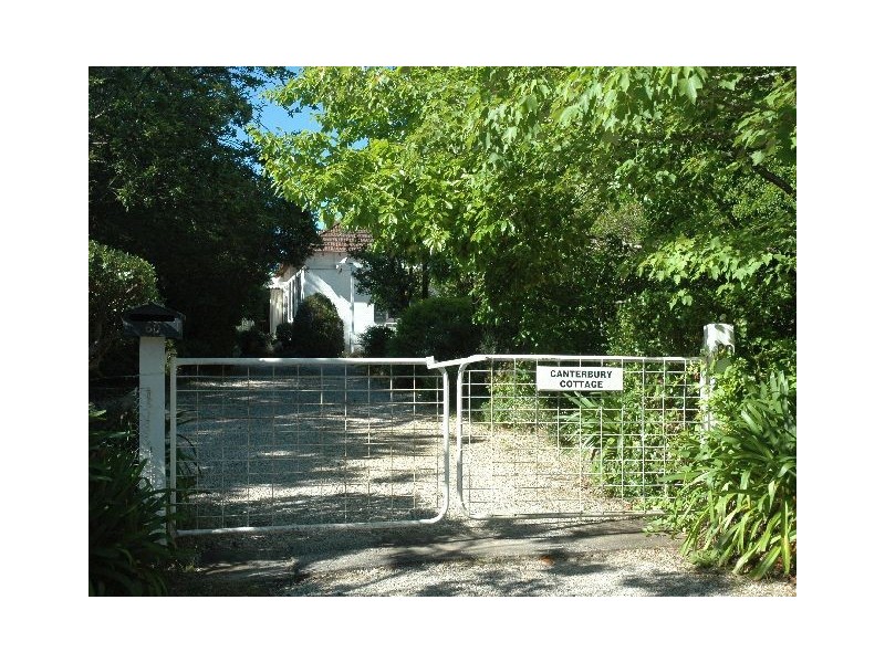 60 Mount Road, Bowral NSW 2576