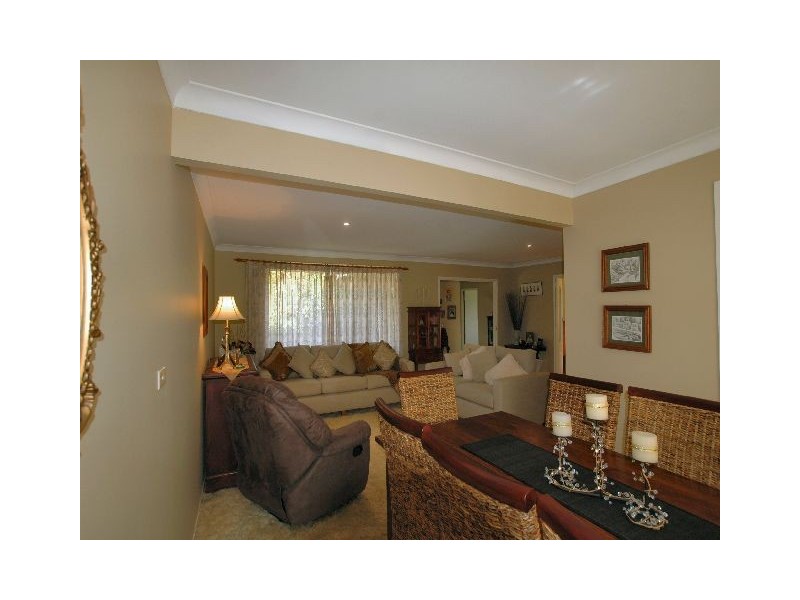 6 Phillip Street, Burradoo NSW 2576