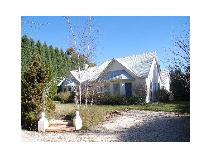 St Cloud Sullivan Road, Burradoo NSW 2576