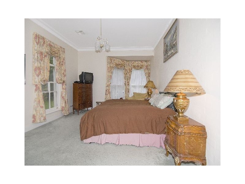 St Cloud Sullivan Road, Burradoo NSW 2576