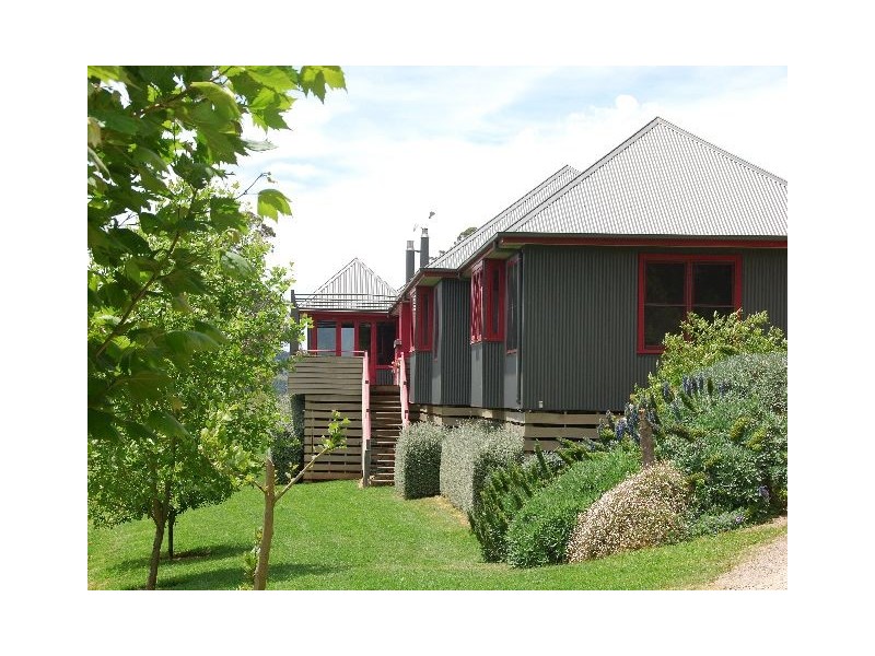 7 McGraths Road, Burrawang NSW 2577