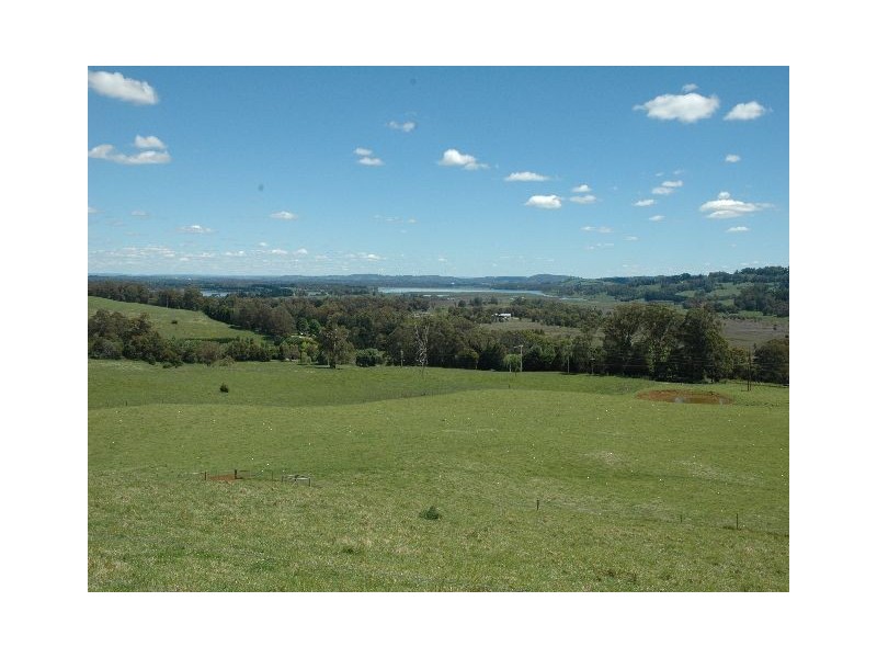 7 McGraths Road, Burrawang NSW 2577