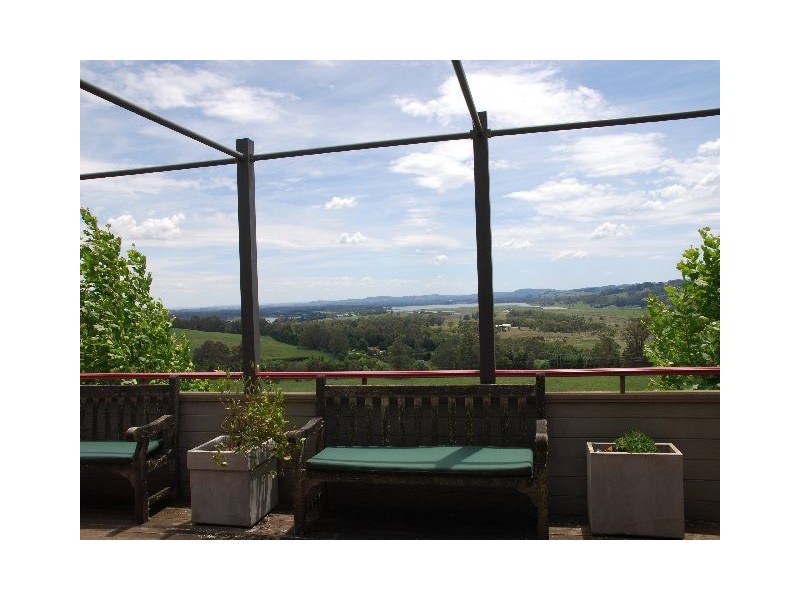 7 McGraths Road, Burrawang NSW 2577