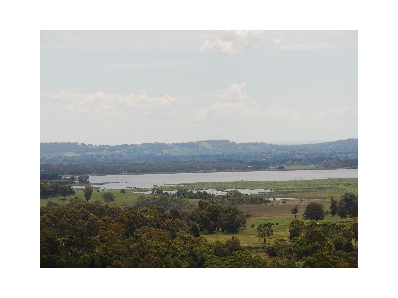 7 McGraths Road, Burrawang NSW 2577