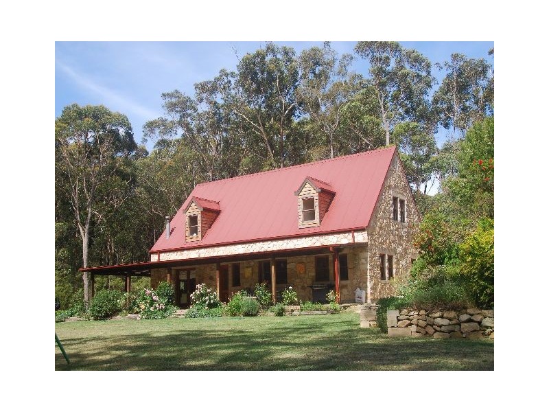 33 Azalea Street, Colo Vale NSW 2575