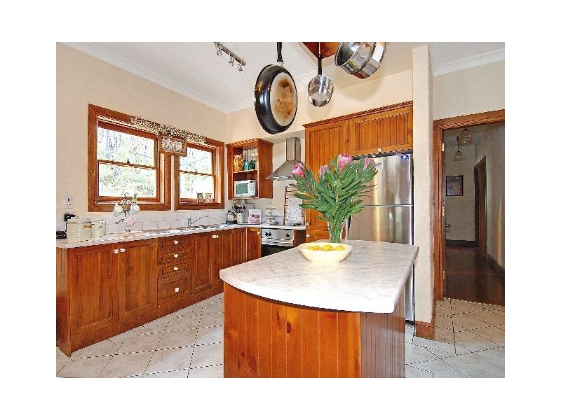 33 Azalea Street, Colo Vale NSW 2575