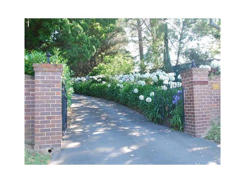 33 Robertson Road, Moss Vale NSW 2577