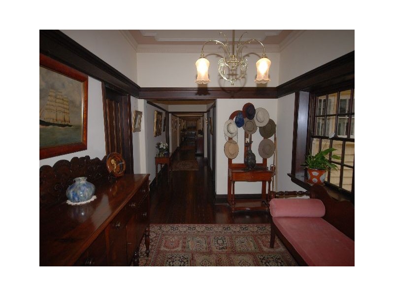 33 Robertson Road, Moss Vale NSW 2577